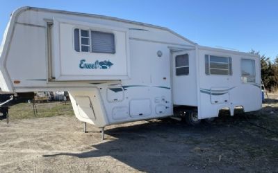 Photo of a 1999 Excel 30 Fifth Wheel for sale