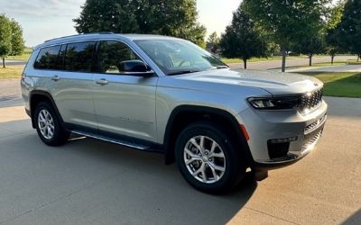 Photo of a 2022 Jeep Grand Cherokee L Limited for sale