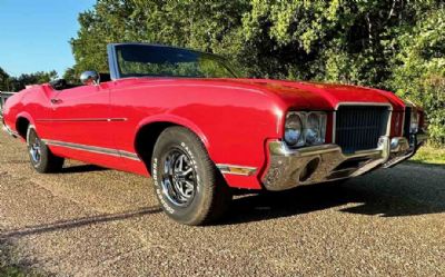 Photo of a 1971 Oldsmobile Cutlass S for sale