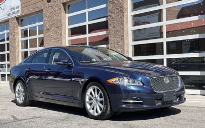 Photo of a 2013 Jaguar XJ Used for sale