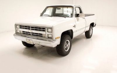 Photo of a 1986 Chevrolet K-10 Pickup for sale