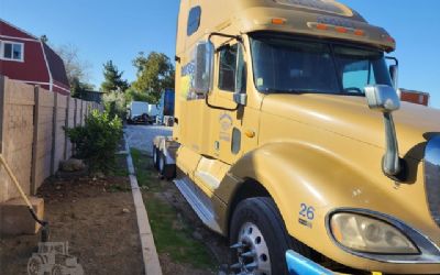 Photo of a 2010 Freightliner Columbia 120 Semi-Tractor for sale