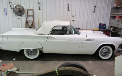 1957 Ford Thunderbird 