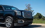 2015 Yukon XL Thumbnail 31