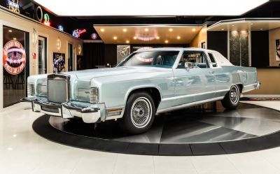 Photo of a 1979 Lincoln Continental Town Coupe 1979 Lincoln Continental for sale