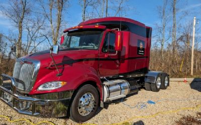 2009 International Prostar Limited Semi-Tractor