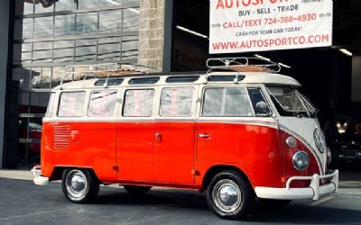 Photo of a 1975 Volkswagen Microbus for sale