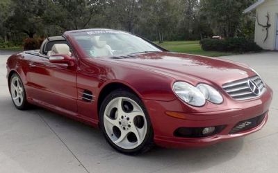 Photo of a 2004 Mercedes-Benz SL500 Hardtop Convertible Luxury Roadster for sale