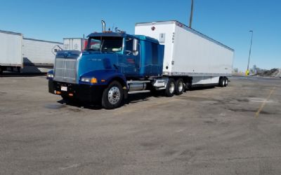 Photo of a 1999 Western Star 5900 Semi-Tractor for sale