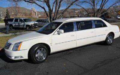 Photo of a 2009 Cadillac DTS 6 Door Limo for sale
