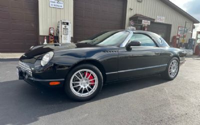 2004 Ford Thunderbird 