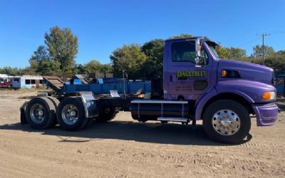 Photo of a 2001 Ford Sterling Day Cab Tractor for sale