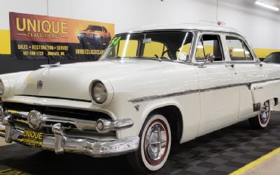 Photo of a 1954 Ford Crestline Fordor Sedan for sale