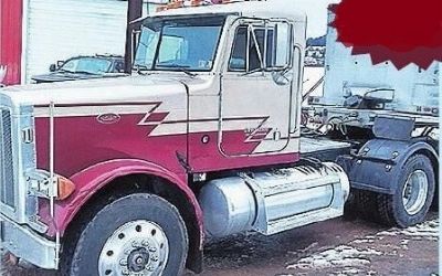 2002 Peterbilt 379 Day Cab Truck