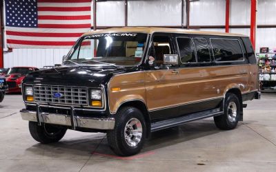 Photo of a 1979 Ford Chateau Super Wagon Van for sale