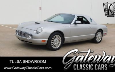 Photo of a 2005 Ford Thunderbird for sale