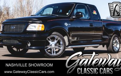Photo of a 2000 Ford F-Series F-150 Harley Davidson Edition for sale