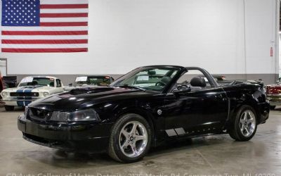 2004 Ford Mustang GT Deluxe 