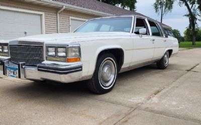 1984 Cadillac Fleetwood Brougham Base 4DR Sedan