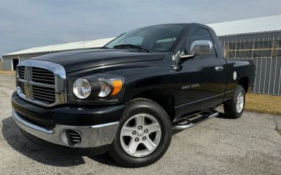Photo of a 2007 Dodge 