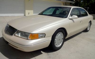 1995 Lincoln Continental Executive 4 Dr. Luxury Sedan