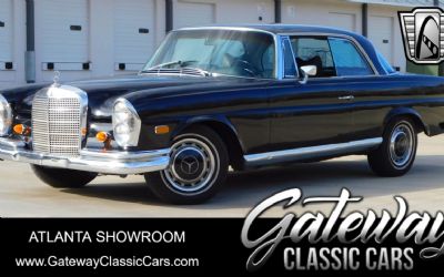 Photo of a 1969 Mercedes-Benz 280SE for sale
