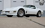 1982 Corvette Thumbnail 3