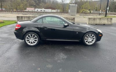 Photo of a 2005 Mercedes-Benz SLK350 for sale