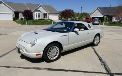 Photo of a 2005 Ford Thunderbird 50TH Anniversary Limited Edition for sale