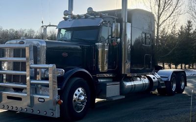 Photo of a 2022 Peterbilt 389 for sale