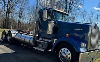 Photo of a 2005 Kenworth W900L for sale