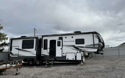 Photo of a 2021 Keystone Avalanche 37EGK for sale