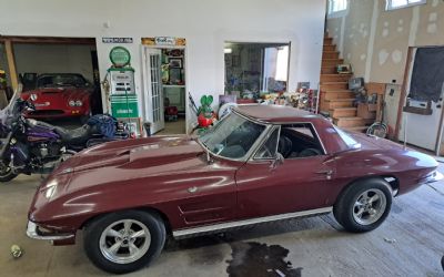 Photo of a 1964 Chevrolet Corvette Stingray Convertible for sale