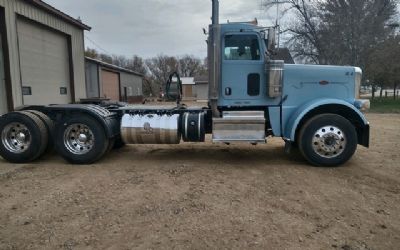 Photo of a 2018 Peterbilt 389 for sale