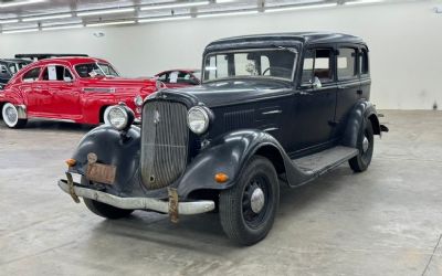 1934 Plymouth PE Deluxe 4-DOOR Sedan 