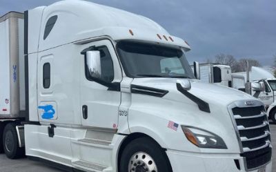 Photo of a 2019 Freightliner Cascadia 126 Semi Tractor for sale