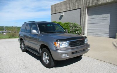 Photo of a 2001 Toyota Land Cruiser for sale