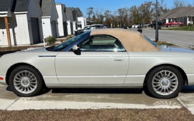 Photo of a 2005 Ford Thunderbird 50TH Anniversary for sale