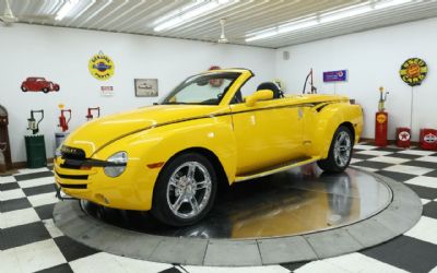 Photo of a 2006 Chevrolet SSR Base 2DR Regular Cab Convertible SB for sale