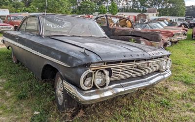 Photo of a 1961 Chevrolet Impala 2-DOOR Sport Coupe for sale