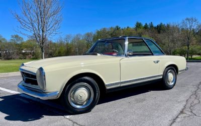 Photo of a 1965 Mercedes-Benz SL-Class SL230 Pagoda for sale