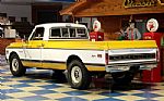 1971 C30 Long-Bed Pickup Thumbnail 4