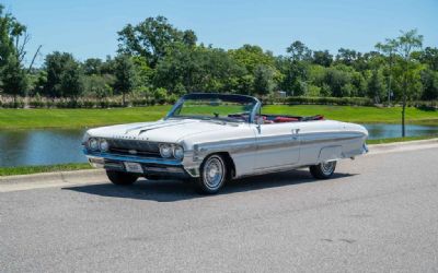 Photo of a 1961 Oldsmobile Starfire for sale