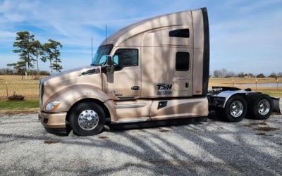 Photo of a 2020 Kenworth T680 Sleeper Tractor for sale