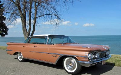 Photo of a 1959 Oldsmobile Super 88 Holiday Sport Sedan for sale