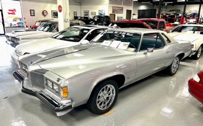 Photo of a 1976 Pontiac Grand Prix for sale