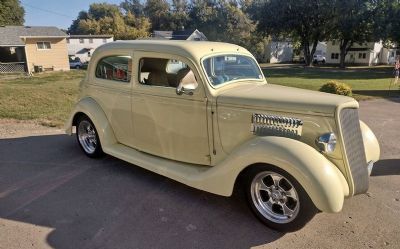 Photo of a 1935 Ford Tudor Sedan Restomod for sale