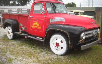 Photo of a 1953 Ford F-350 Firetruck Pumper Pickup Truck for sale