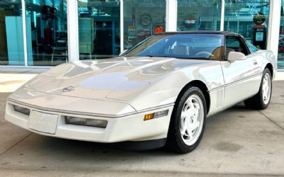 Photo of a 1988 Chevrolet Corvette Base 2DR Hatchback for sale