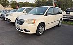 2011 Town & Country Thumbnail 5